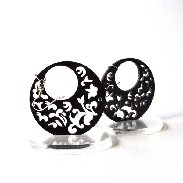 Aretes Floreados Perfeorados