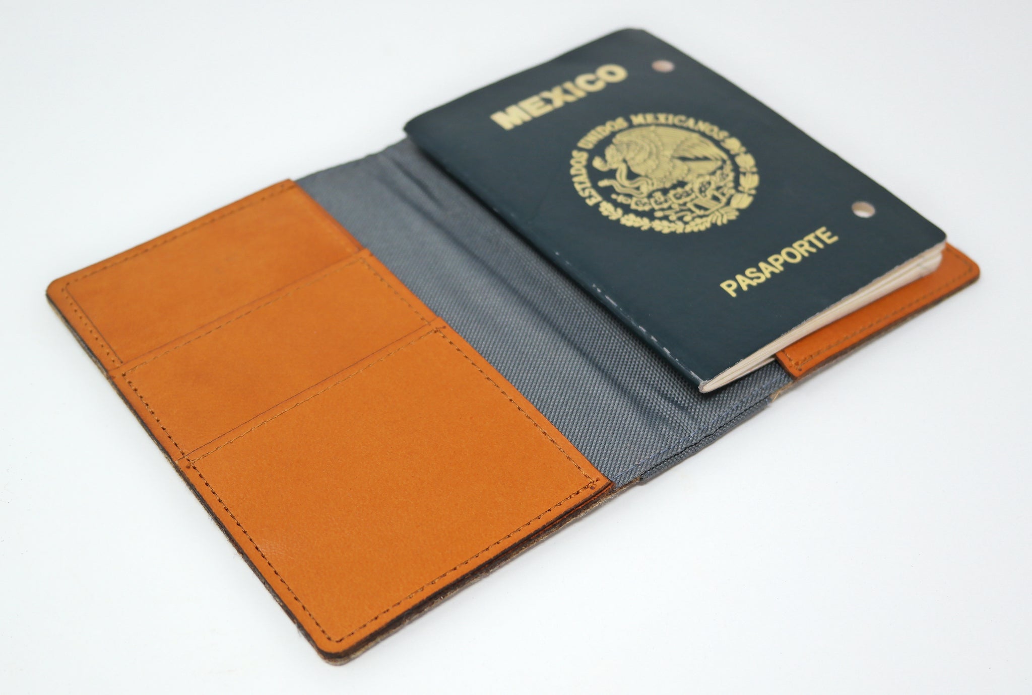 Porta pasaporte Juanita